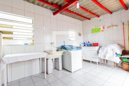 Casa à venda com 174m², 4 quartos e 1 vaga Casa à venda com 174m², 4 quartos e 1 vagaÁrea de Serviço