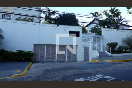 Apartamento para alugar com 105m², 3 quartos e 2 vagas Apartamento para alugar com 105m², 3 quartos e 2 vagasFachada