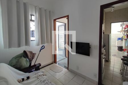 Casa à venda com 140m², 5 quartos e 4 vagasEdícula - Sala