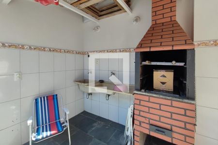 Casa à venda com 140m², 5 quartos e 4 vagasÁrea gourmet