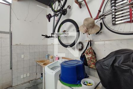 Casa à venda com 140m², 5 quartos e 4 vagasÁrea de Serviço