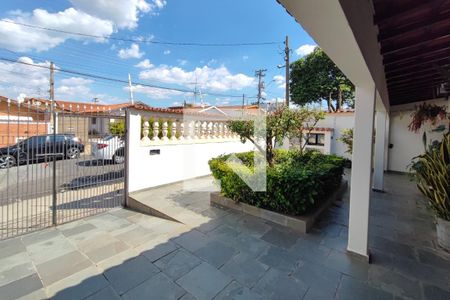 Casa à venda com 140m², 5 quartos e 4 vagasQuintal - Garagem