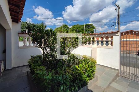 Casa à venda com 140m², 5 quartos e 4 vagasQuintal - Garagem
