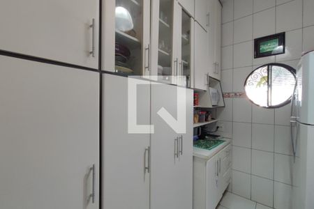 Casa à venda com 140m², 5 quartos e 4 vagasCozinha
