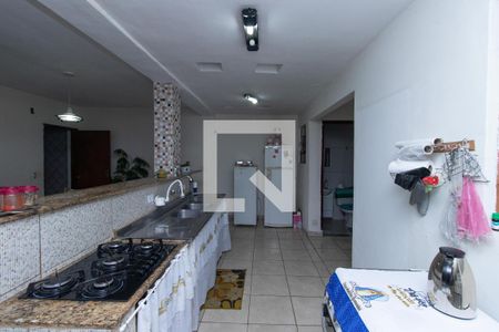 Casa à venda com 210m², 3 quartos e 2 vagas Casa à venda com 210m², 3 quartos e 2 vagasCozinha