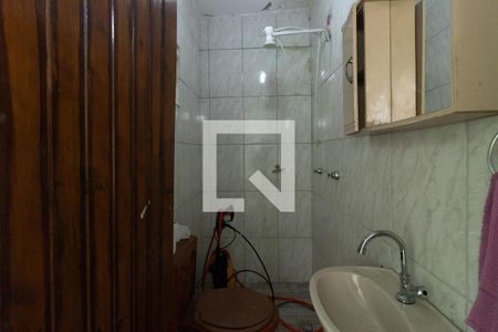 Casa à venda com 210m², 3 quartos e 2 vagas Casa à venda com 210m², 3 quartos e 2 vagasBanheiro de Serviço