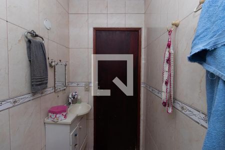 Casa à venda com 210m², 3 quartos e 2 vagas Casa à venda com 210m², 3 quartos e 2 vagasBanheiro 1