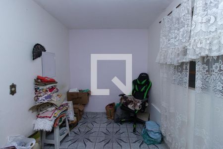 Casa à venda com 210m², 3 quartos e 2 vagas Casa à venda com 210m², 3 quartos e 2 vagasQuarto de Serviço