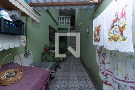 Casa à venda com 210m², 3 quartos e 2 vagas Casa à venda com 210m², 3 quartos e 2 vagasÁrea de Serviço