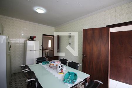 Casa à venda com 260m², 2 quartos e 2 vagasCozinha