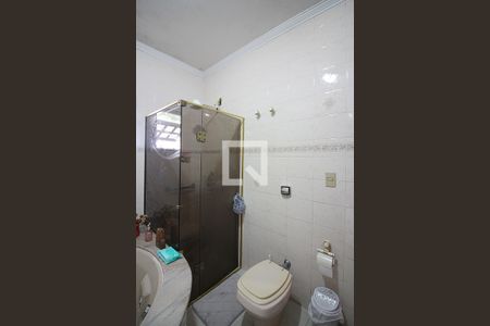 Casa à venda com 260m², 2 quartos e 2 vagasSuíte 1 Banheiro