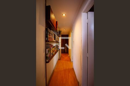 Apartamento à venda com 132m², 3 quartos e sem vaga Apartamento à venda com 132m², 3 quartos e sem vagaCorredor