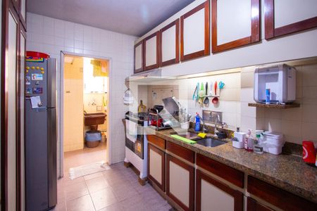 Apartamento à venda com 132m², 3 quartos e sem vaga Apartamento à venda com 132m², 3 quartos e sem vagaCozinha