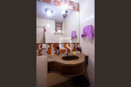 Apartamento à venda com 132m², 3 quartos e sem vaga Apartamento à venda com 132m², 3 quartos e sem vagaBanheiro da Suíte