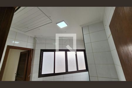 Apartamento para alugar com 136m², 4 quartos e 2 vagas Apartamento para alugar com 136m², 4 quartos e 2 vagasDetalhe da area de serviço