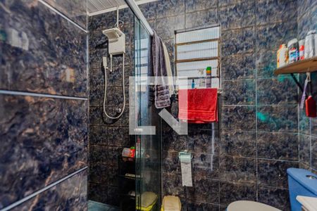 Casa à venda com 210m², 5 quartos e 4 vagasEdicula