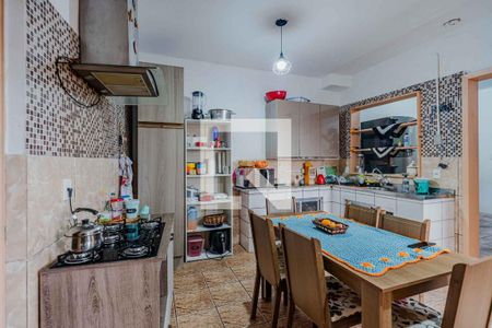 Casa à venda com 210m², 5 quartos e 4 vagasCozinha