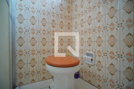 Banheiro de apartamento para alugar com 1 quarto, 52m² em Jardim Dona Leopoldina, Porto Alegre