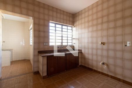 Casa à venda com 180m², 4 quartos e 4 vagasCozinha