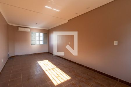 Casa à venda com 180m², 4 quartos e 4 vagasQuarto 2