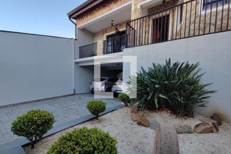 Casa à venda com 260m², 2 quartos e 4 vagasQuintal - Garagem