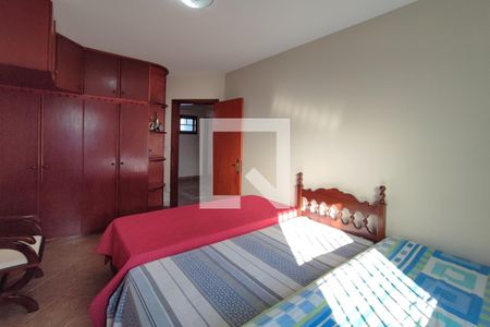 Casa à venda com 260m², 2 quartos e 4 vagasQuarto 3