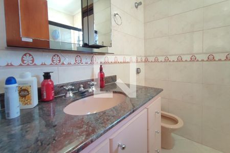 Casa à venda com 260m², 2 quartos e 4 vagasBanheiro Social