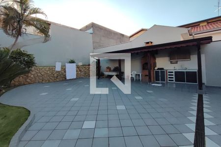 Casa à venda com 260m², 2 quartos e 4 vagasÁrea gourmet
