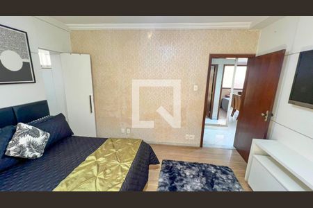 Casa à venda com 471m², 5 quartos e 4 vagas Casa à venda com 471m², 5 quartos e 4 vagasQuarto 3