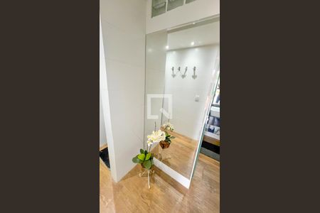 Casa à venda com 471m², 5 quartos e 4 vagas Casa à venda com 471m², 5 quartos e 4 vagasÁrea comum