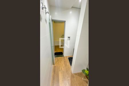 Casa à venda com 471m², 5 quartos e 4 vagas Casa à venda com 471m², 5 quartos e 4 vagasÁrea comum