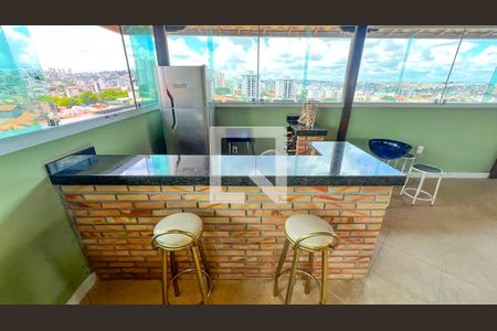 Casa à venda com 471m², 5 quartos e 4 vagas Casa à venda com 471m², 5 quartos e 4 vagasEspaço Gourmet