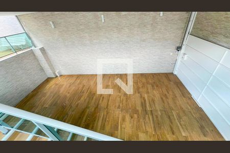 Casa à venda com 471m², 5 quartos e 4 vagas Casa à venda com 471m², 5 quartos e 4 vagasÁrea comum