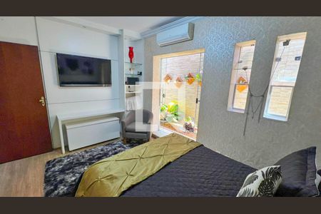 Casa à venda com 471m², 5 quartos e 4 vagas Casa à venda com 471m², 5 quartos e 4 vagasQuarto 3