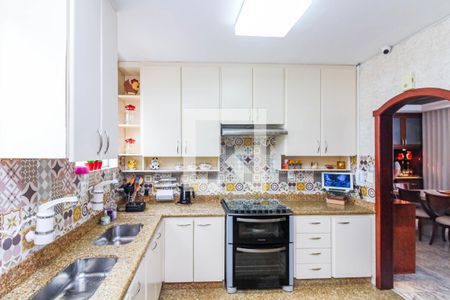 Apartamento à venda com 400m², 5 quartos e 4 vagas Apartamento à venda com 400m², 5 quartos e 4 vagasCozinha