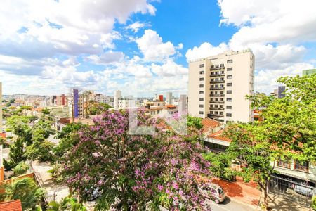 Apartamento à venda com 400m², 5 quartos e 4 vagas Apartamento à venda com 400m², 5 quartos e 4 vagasvista