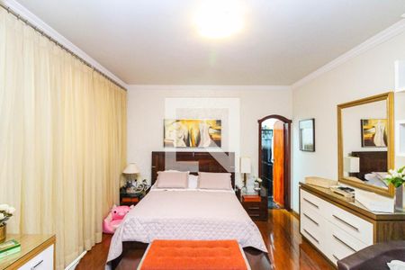 Apartamento à venda com 400m², 5 quartos e 4 vagas Apartamento à venda com 400m², 5 quartos e 4 vagasQuarto 4