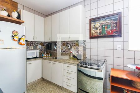 Apartamento à venda com 400m², 5 quartos e 4 vagas Apartamento à venda com 400m², 5 quartos e 4 vagasÁrea Gourmet