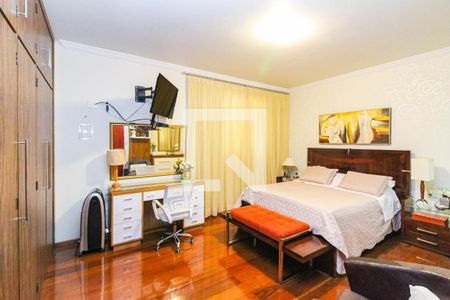 Apartamento à venda com 400m², 5 quartos e 4 vagas Apartamento à venda com 400m², 5 quartos e 4 vagasQuarto 4