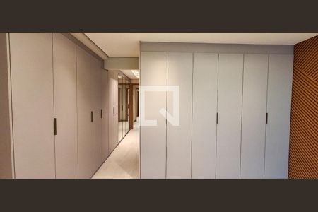 Apartamento à venda com 175m², 2 quartos e 3 vagas Apartamento à venda com 175m², 2 quartos e 3 vagasQuarto