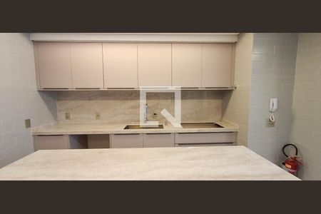 Apartamento à venda com 175m², 2 quartos e 3 vagas Apartamento à venda com 175m², 2 quartos e 3 vagasCozinha/Área de Serviço