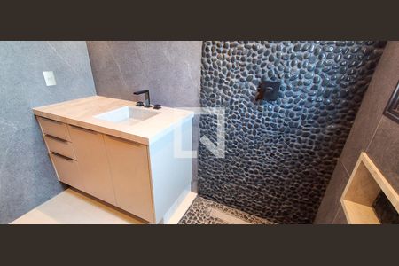 Apartamento à venda com 175m², 2 quartos e 3 vagas Apartamento à venda com 175m², 2 quartos e 3 vagasBanheiro 1