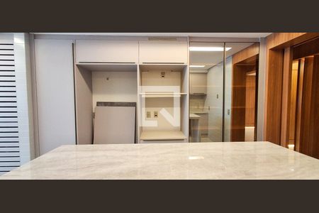 Apartamento à venda com 175m², 2 quartos e 3 vagas Apartamento à venda com 175m², 2 quartos e 3 vagasCozinha/Área de Serviço