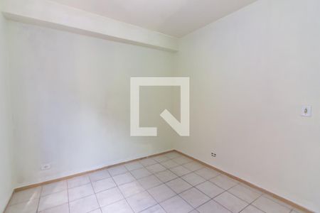 Sala/Quarto de casa para alugar com 1 quarto, 20m² em Bussocaba, Osasco