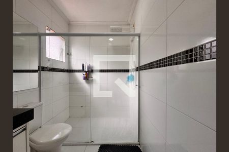 Casa à venda com 156m², 3 quartos e 3 vagas Casa à venda com 156m², 3 quartos e 3 vagasBanheiro da Suíte