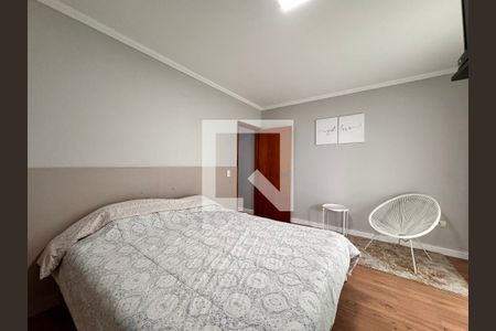 Casa à venda com 156m², 3 quartos e 3 vagas Casa à venda com 156m², 3 quartos e 3 vagasSuite
