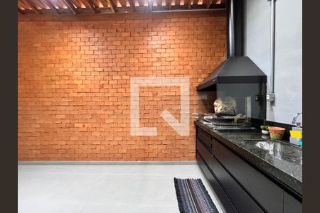 Casa à venda com 156m², 3 quartos e 3 vagas Casa à venda com 156m², 3 quartos e 3 vagasLavanderia/área gourmet