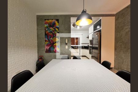 Casa à venda com 156m², 3 quartos e 3 vagas Casa à venda com 156m², 3 quartos e 3 vagasCopa