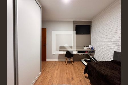 Casa à venda com 156m², 3 quartos e 3 vagas Casa à venda com 156m², 3 quartos e 3 vagasQuarto 1