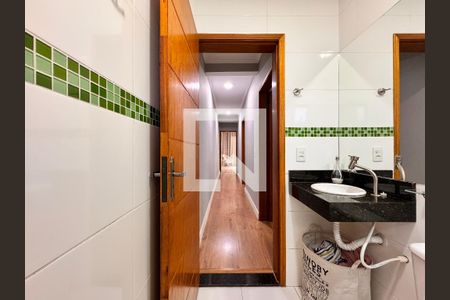 Casa à venda com 156m², 3 quartos e 3 vagas Casa à venda com 156m², 3 quartos e 3 vagasBanheiro